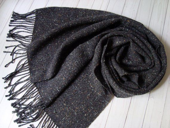 Warm elegance for him. 20 best scarves for men